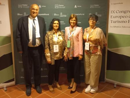 Imagen La diputada de Turismo, Magdalena Rodríguez asiste a la inauguración del IX Congreso Europeo de Turismo Rural que se celebra en La Alberca