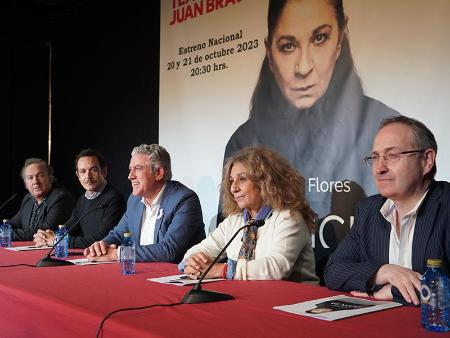 Imagen Lolita llega al Teatro Juan Bravo de la Diputación para estrenar 'Poncia' con funciones el viernes y el sábado
